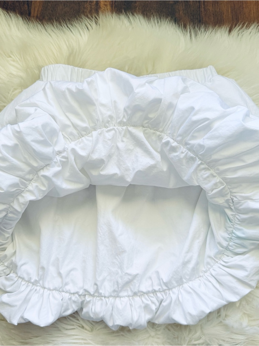 Aritzia Sunday's Best Bubble Skirt in White Size XS - Picture 4 of 6